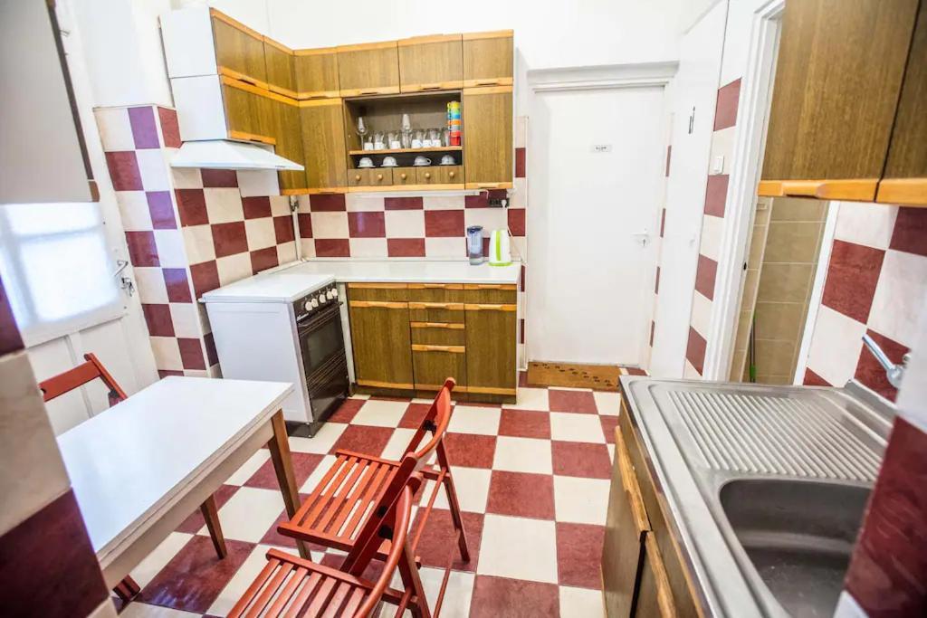 Center Apartment 5 Private Room For 19 People Budapest Luaran gambar
