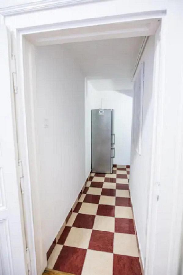 Center Apartment 5 Private Room For 19 People Budapest Luaran gambar