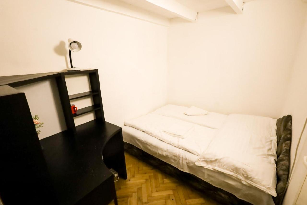 Center Apartment 5 Private Room For 19 People Budapest Luaran gambar