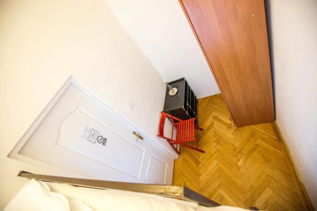 Center Apartment 5 Private Room For 19 People Budapest Luaran gambar
