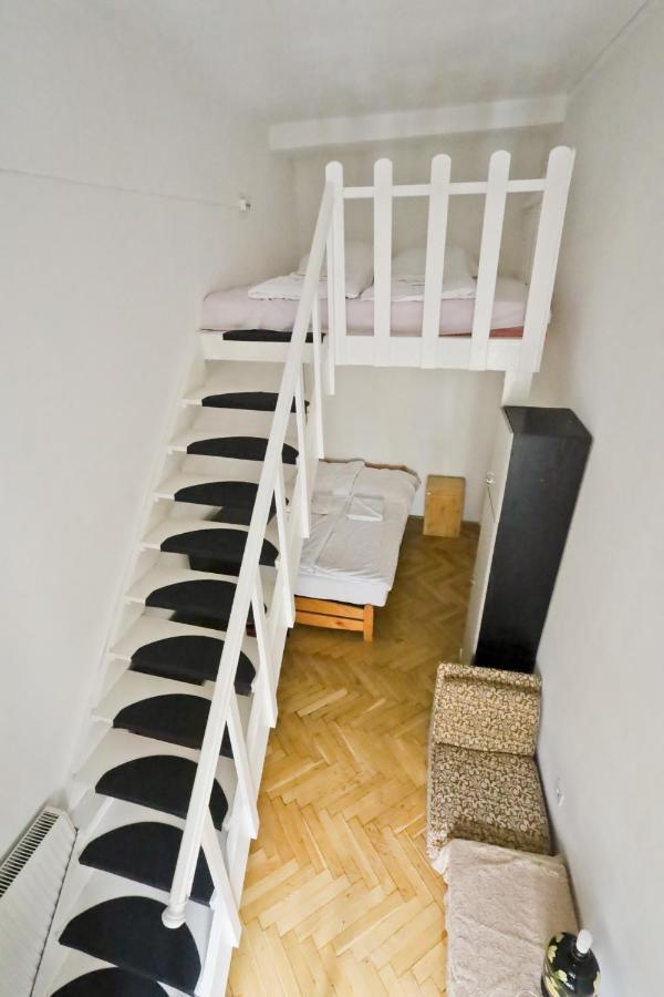 Center Apartment 5 Private Room For 19 People Budapest Luaran gambar