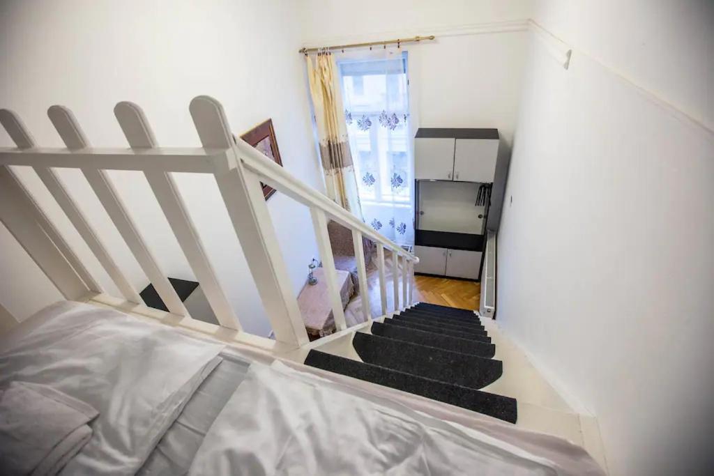 Center Apartment 5 Private Room For 19 People Budapest Luaran gambar